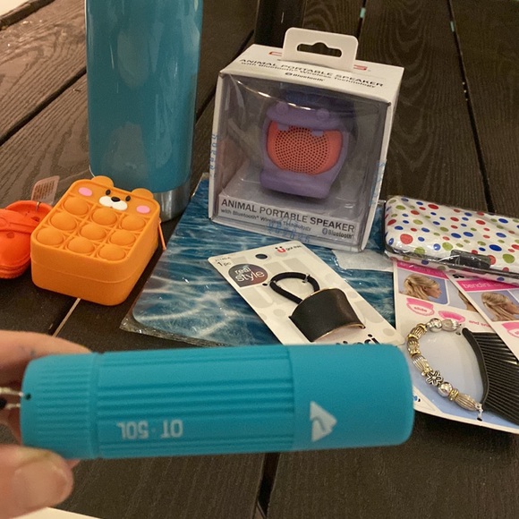 Pool 🏊‍♀️ set - Picture 2 of 15